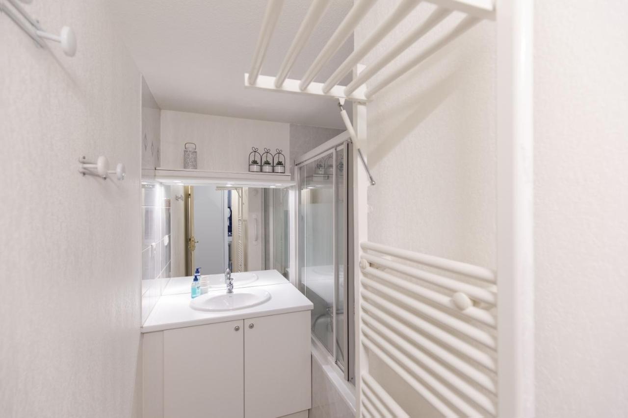 Appt 4 Pers Tout Equipe, Hypercentre Village, Fibre, Garage, Linge Fourni Сен-Лари-Сулан Экстерьер фото